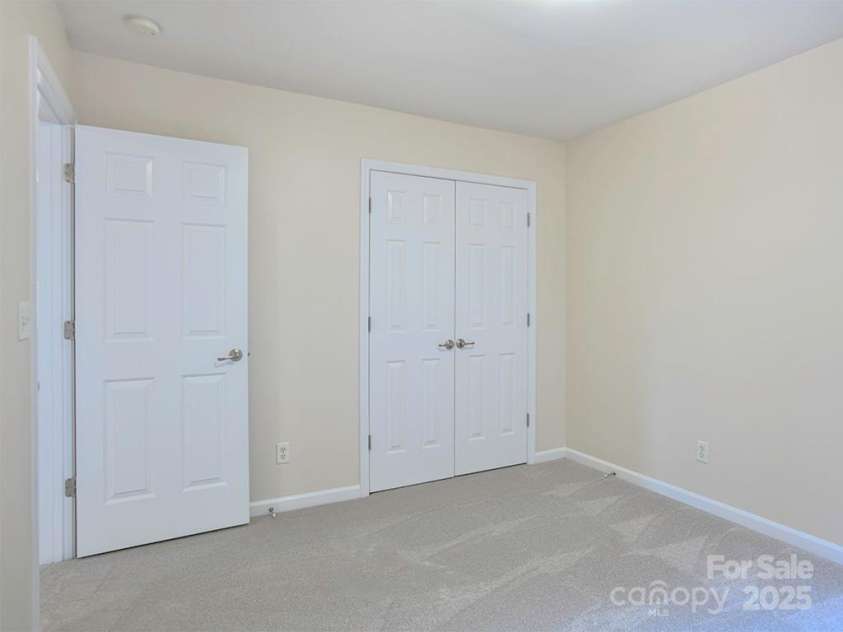 28 Stone River Drive, Asheville, NC 28804.  MLS# CAR4320915, YatesRealty ID 3423. 