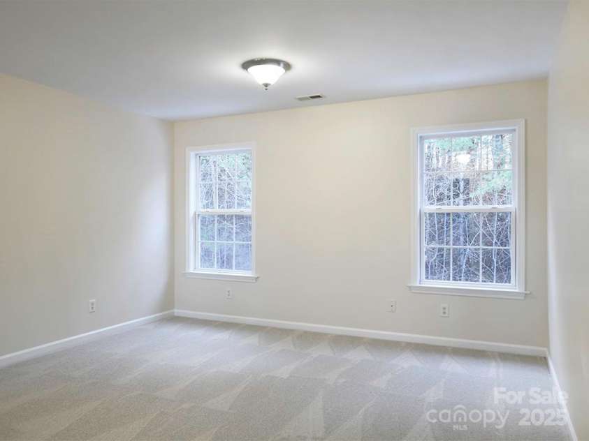 28 Stone River Drive, Asheville, NC 28804.  MLS# CAR4320915, YatesRealty ID 3423. 