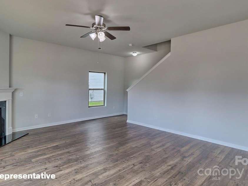 812 Candy Drive, Statesville, NC 28677.  MLS# CAR4239106, YatesRealty ID 3423. 