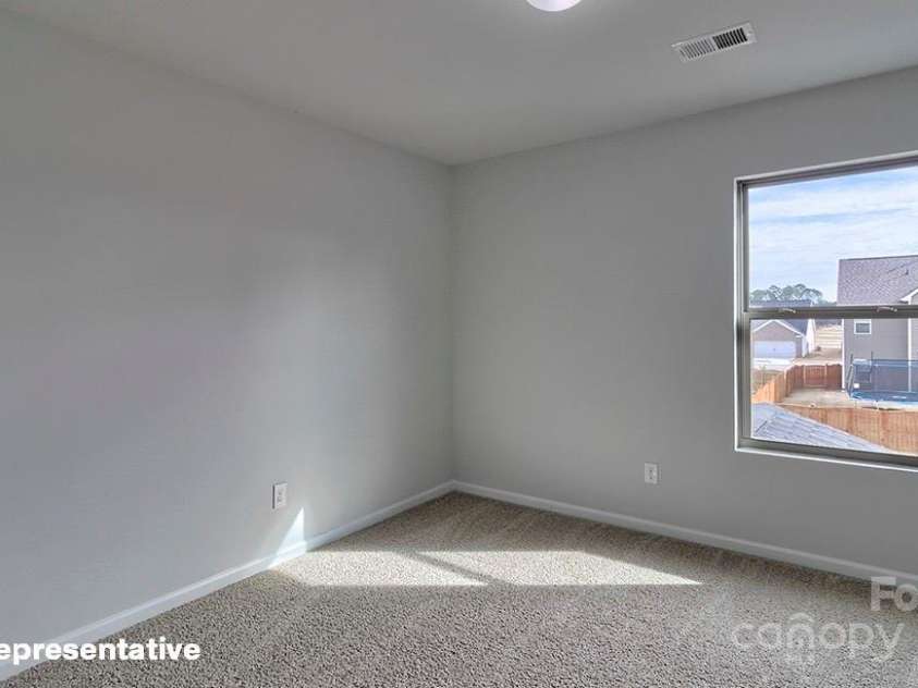 812 Candy Drive, Statesville, NC 28677.  MLS# CAR4239106, YatesRealty ID 3423. 