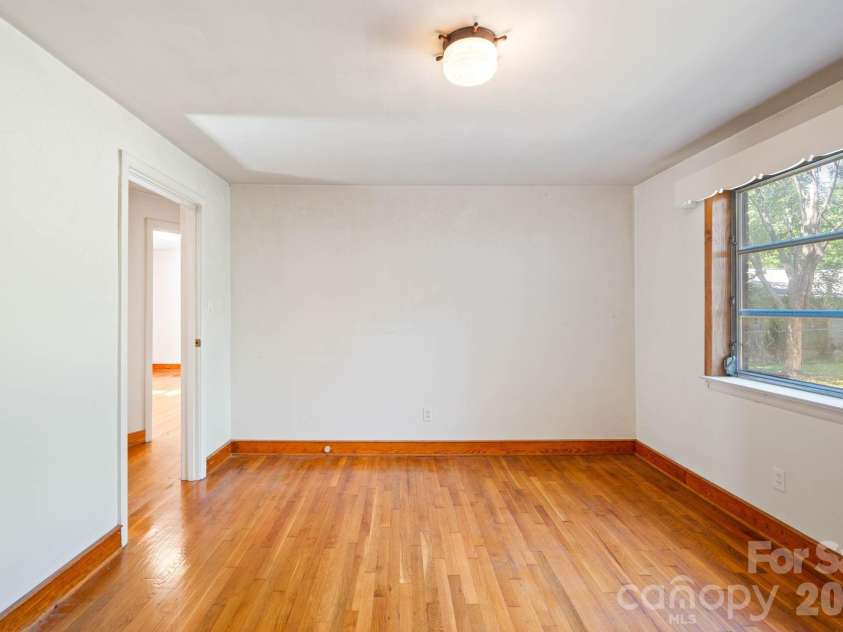 811 Katherine Avenue, Kings Mountain, NC 28086.  MLS# CAR4399194, YatesRealty ID 34231. Bedroom 1
