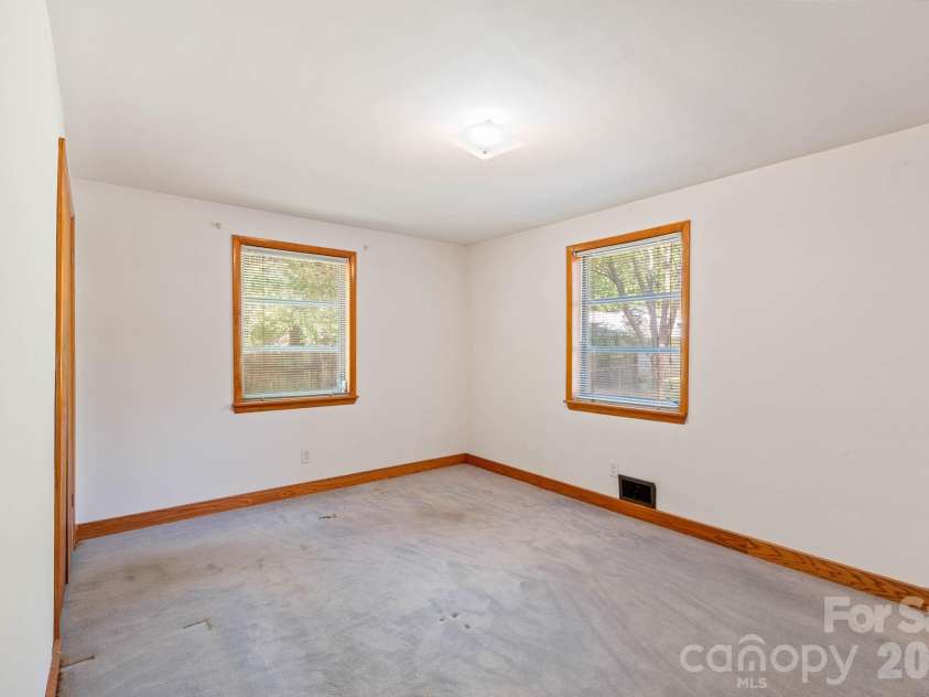 811 Katherine Avenue, Kings Mountain, NC 28086.  MLS# CAR4399194, YatesRealty ID 34231. Bedroom 2