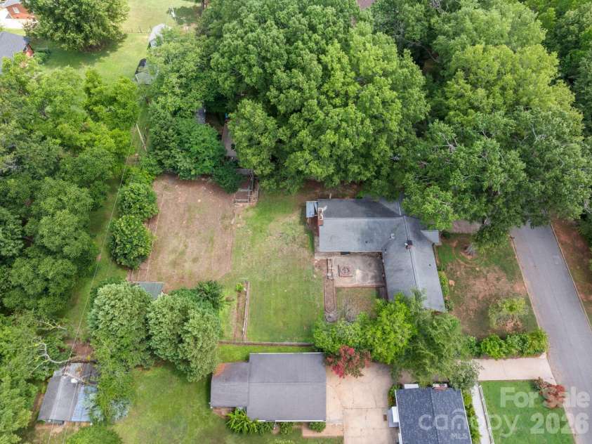 811 Katherine Avenue, Kings Mountain, NC 28086.  MLS# CAR4399194, YatesRealty ID 34231. WELCOME HOME!