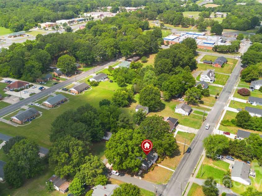 201 Elm Street, Wingate, NC 28174.  MLS# CAR4398796, YatesRealty ID 34232. 