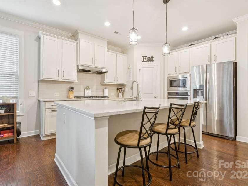 6055 Drave Lane, Fort Mill, SC 29715.  MLS# CAR4283078, YatesRealty ID 34234. Kitchen