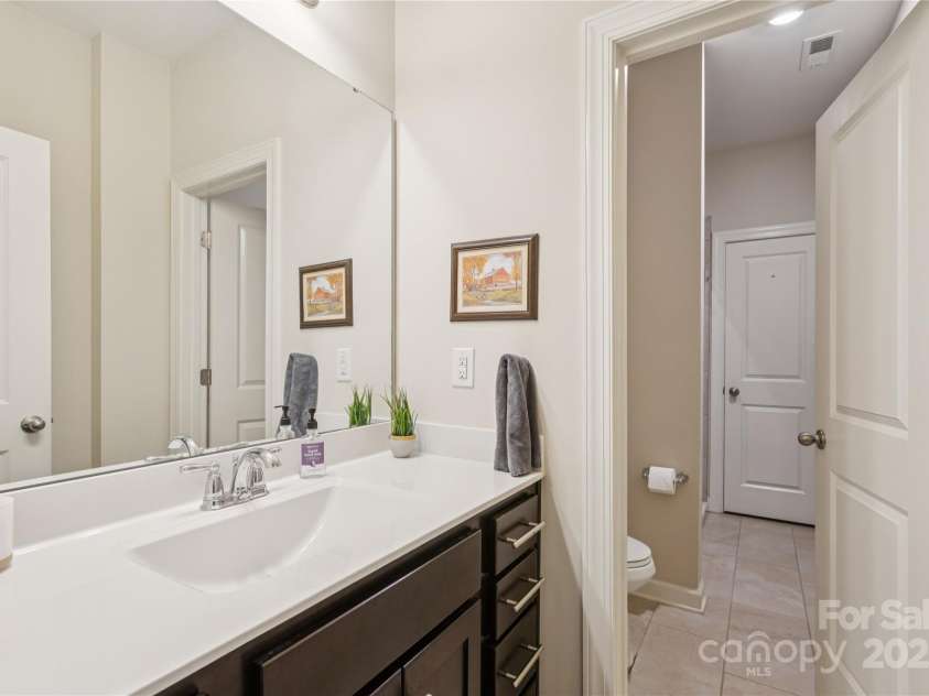 6055 Drave Lane, Fort Mill, SC 29715.  MLS# CAR4283078, YatesRealty ID 34234. Second Bathroom