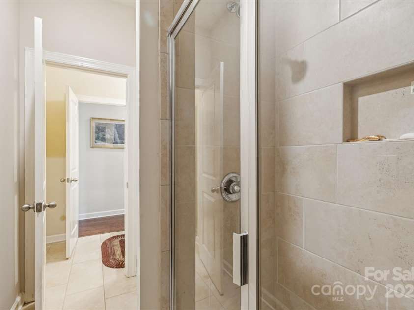 6055 Drave Lane, Fort Mill, SC 29715.  MLS# CAR4283078, YatesRealty ID 34234. Second Bathroom