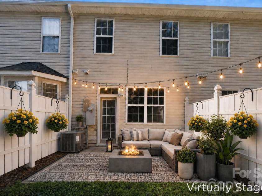 6123 Dane Drive, Dallas, NC 28034.  MLS# CAR4388464, YatesRealty ID 34234. Enjoy this private back patio.