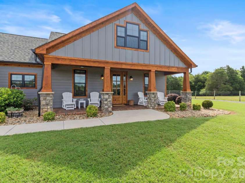 178 Key Farmstead Lane, Lincolnton, NC 28092.  MLS# CAR4398669, YatesRealty ID 34235. 