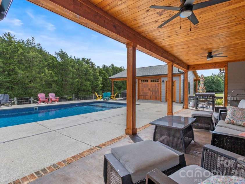 178 Key Farmstead Lane, Lincolnton, NC 28092.  MLS# CAR4398669, YatesRealty ID 34235. 