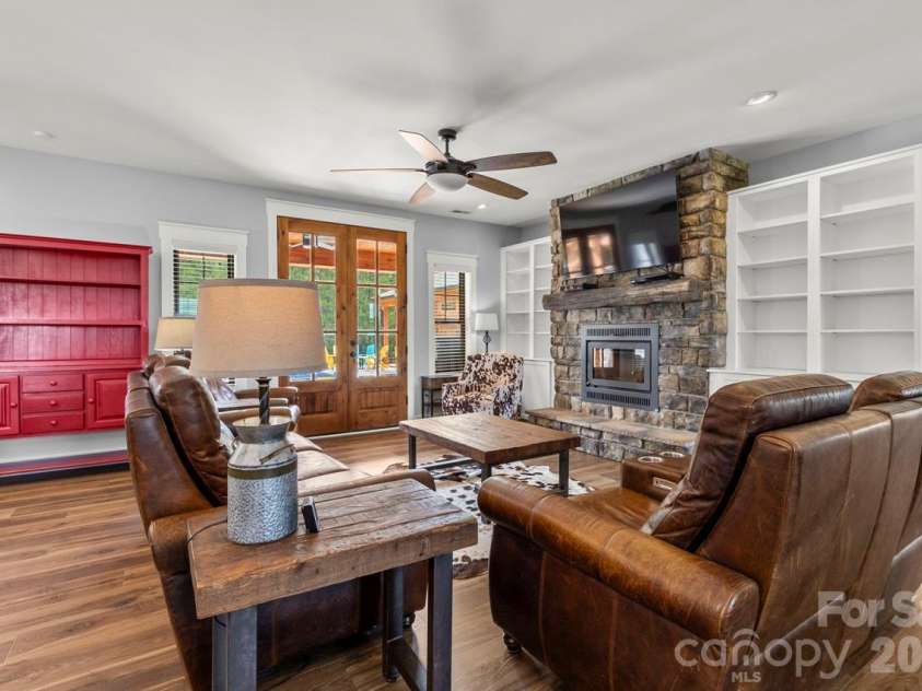 178 Key Farmstead Lane, Lincolnton, NC 28092.  MLS# CAR4398669, YatesRealty ID 34235. 