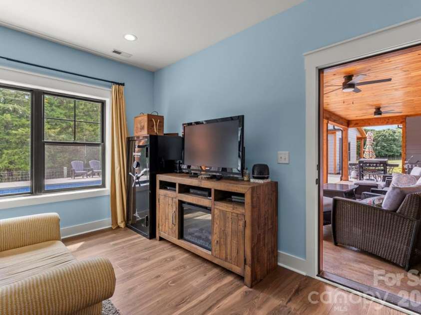 178 Key Farmstead Lane, Lincolnton, NC 28092.  MLS# CAR4398669, YatesRealty ID 34235. 