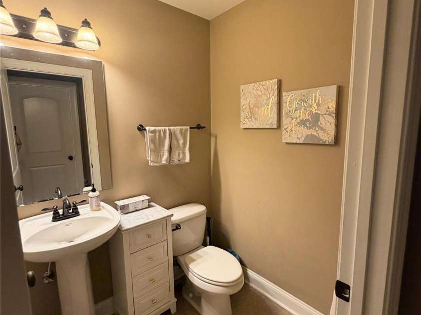1448 Brookstone Drive, Hickory, NC 28602.  MLS# CAR4399097, YatesRealty ID 34237. 