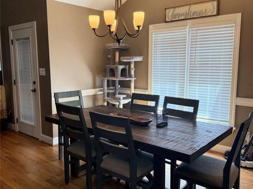 1448 Brookstone Drive, Hickory, NC 28602.  MLS# CAR4399097, YatesRealty ID 34237. 