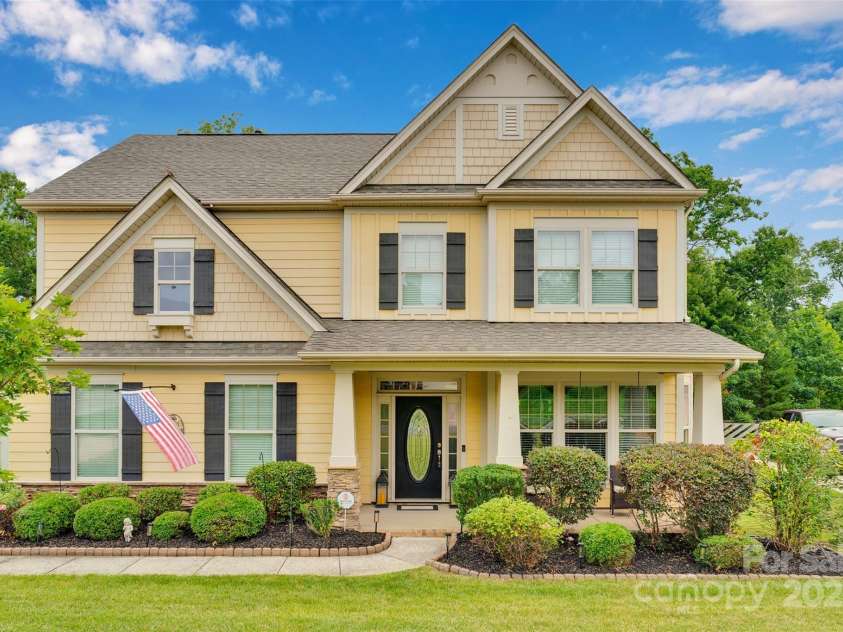 5105 Forest Knoll Court, Indian Trail, NC 28079.  MLS# CAR4282019, YatesRealty ID 34237. 