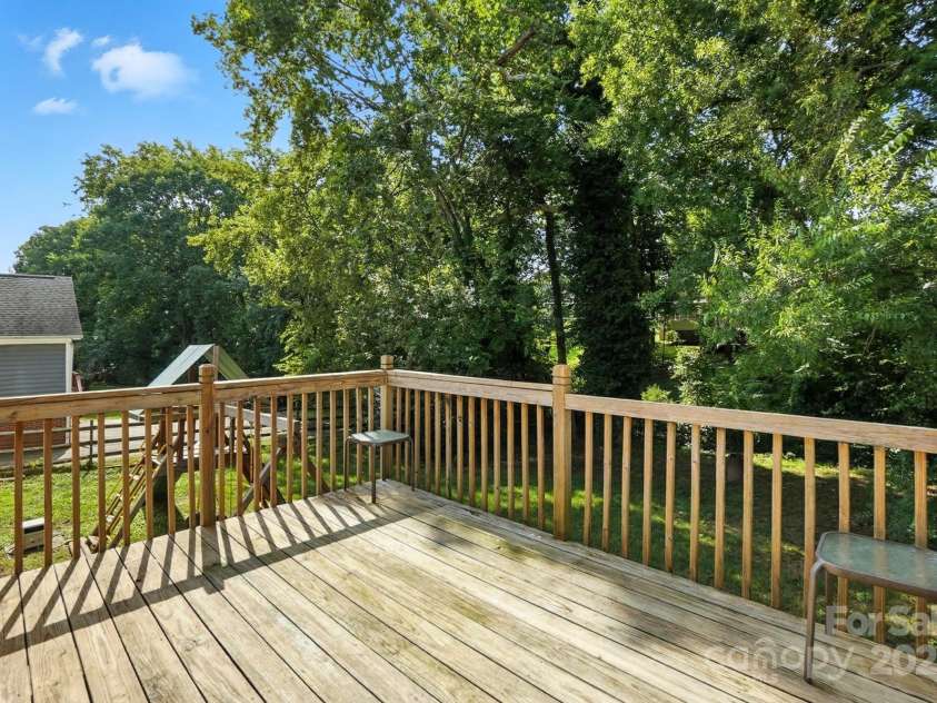 11531 Kempsford Drive, Charlotte, NC 28262.  MLS# CAR4292338, YatesRealty ID 34239. Backporch