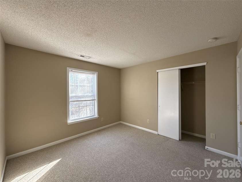2043 Dunsmore Lane, Waxhaw, NC 28173.  MLS# CAR4399267, YatesRealty ID 34239. 
