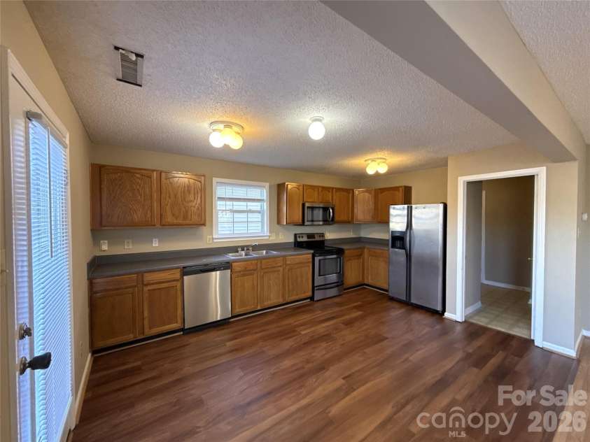 2043 Dunsmore Lane, Waxhaw, NC 28173.  MLS# CAR4399267, YatesRealty ID 34239. 