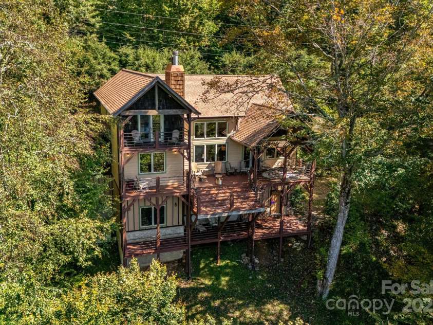 191 Ivy Way, Mars Hill, NC 28754.  MLS# CAR4308782, YatesRealty ID 3424. 