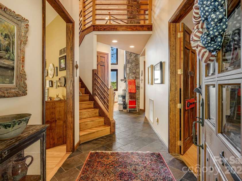 191 Ivy Way, Mars Hill, NC 28754.  MLS# CAR4308782, YatesRealty ID 3424. Welcome to the Mountains.