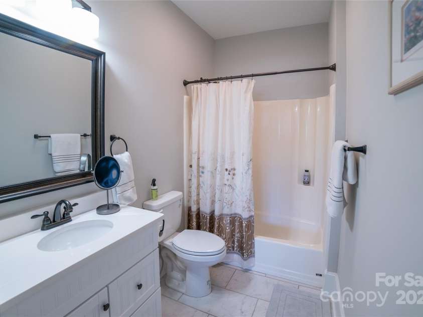 406 Lenoir Street, Morganton, NC 28655.  MLS# CAR4295449, YatesRealty ID 34240. 
