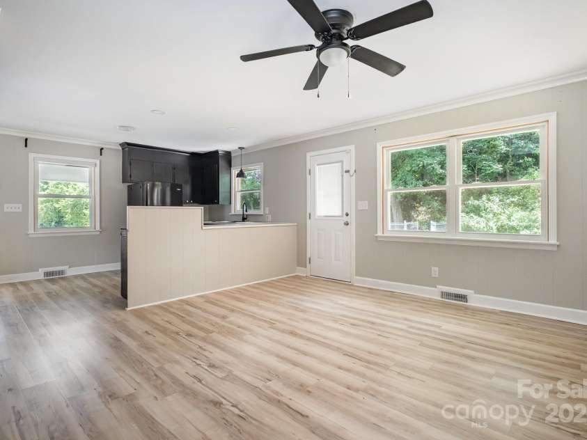 25088 NC 24/27 Highway, Albemarle, NC 28001.  MLS# CAR4282803, YatesRealty ID 34241. 