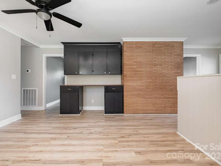 25088 NC 24/27 Highway, Albemarle, NC 28001.  MLS# CAR4282803, YatesRealty ID 34241. 