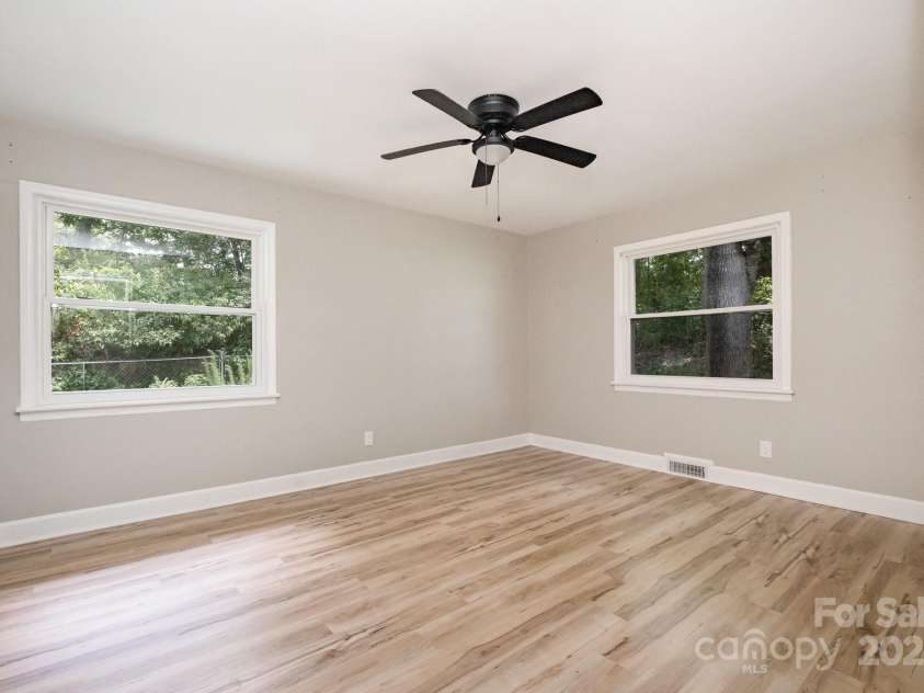 25088 NC 24/27 Highway, Albemarle, NC 28001.  MLS# CAR4282803, YatesRealty ID 34241. 