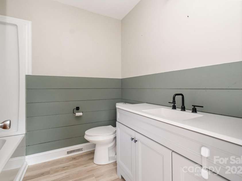 25088 NC 24/27 Highway, Albemarle, NC 28001.  MLS# CAR4282803, YatesRealty ID 34241. 