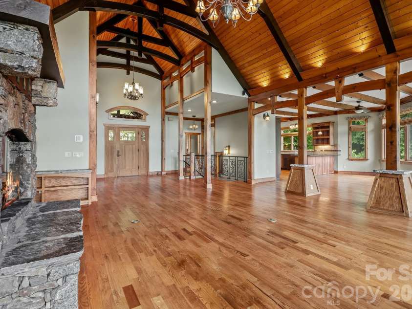 241 Glen Eagle Drive, Waynesville, NC 28786.  MLS# CAR4398501, YatesRealty ID 34242. 