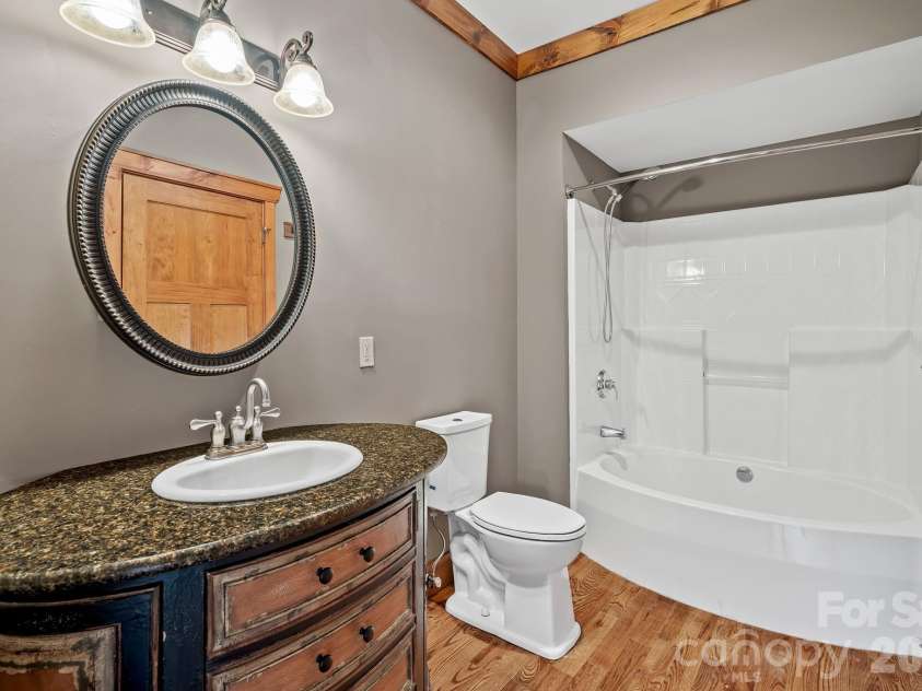241 Glen Eagle Drive, Waynesville, NC 28786.  MLS# CAR4398501, YatesRealty ID 34242. 