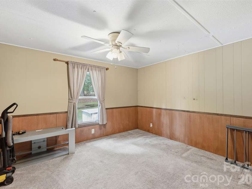 2220 Gordon Road, Rock Hill, SC 29732.  MLS# CAR4399309, YatesRealty ID 34243. 