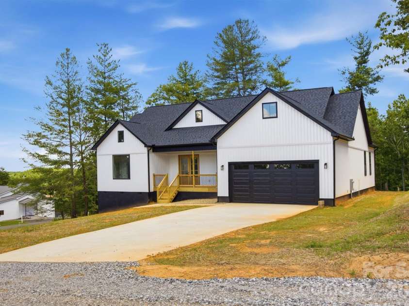 2958 Corpening Chapel Road, Morganton, NC 28655.  MLS# CAR4399051, YatesRealty ID 34244. 