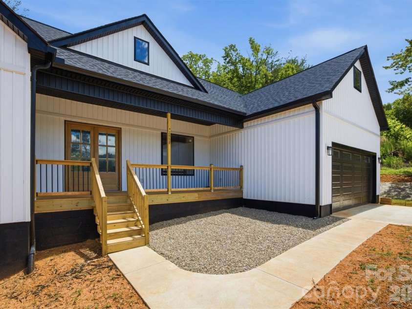 2958 Corpening Chapel Road, Morganton, NC 28655.  MLS# CAR4399051, YatesRealty ID 34244. 