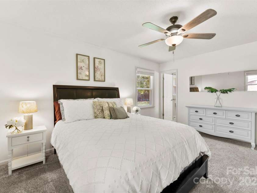 2565 Oxford Circle, Lancaster, SC 29720.  MLS# CAR4294593, YatesRealty ID 34246. 