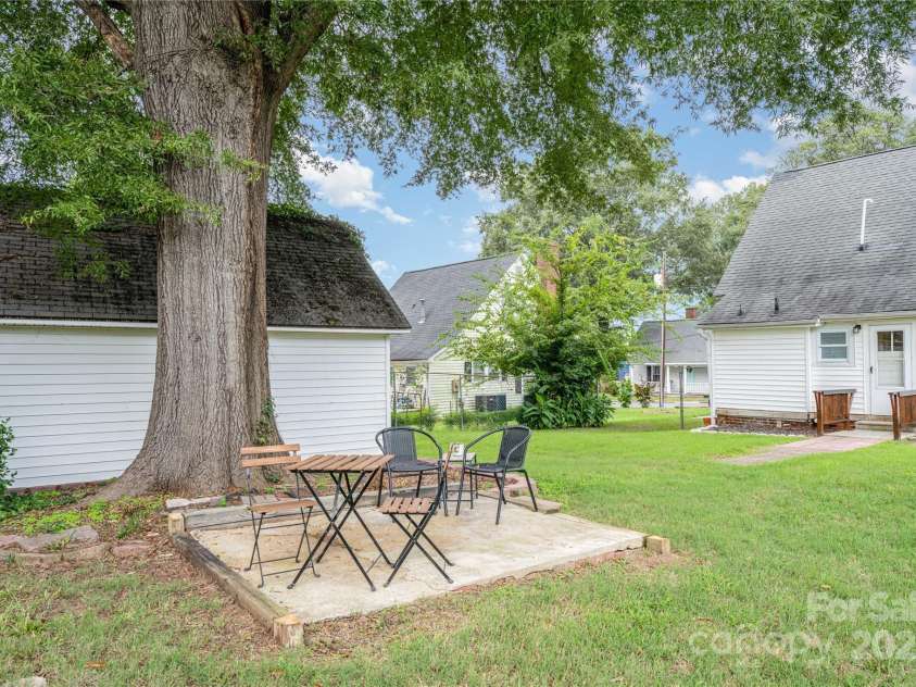 293 Misenheimer Drive, Concord, NC 28025.  MLS# CAR4295029, YatesRealty ID 34248. 