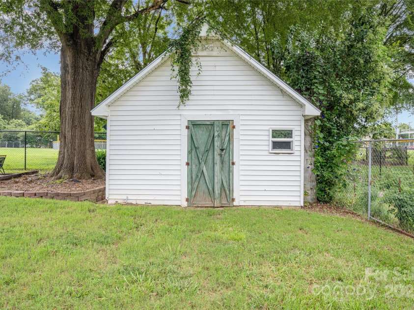 293 Misenheimer Drive, Concord, NC 28025.  MLS# CAR4295029, YatesRealty ID 34248. 