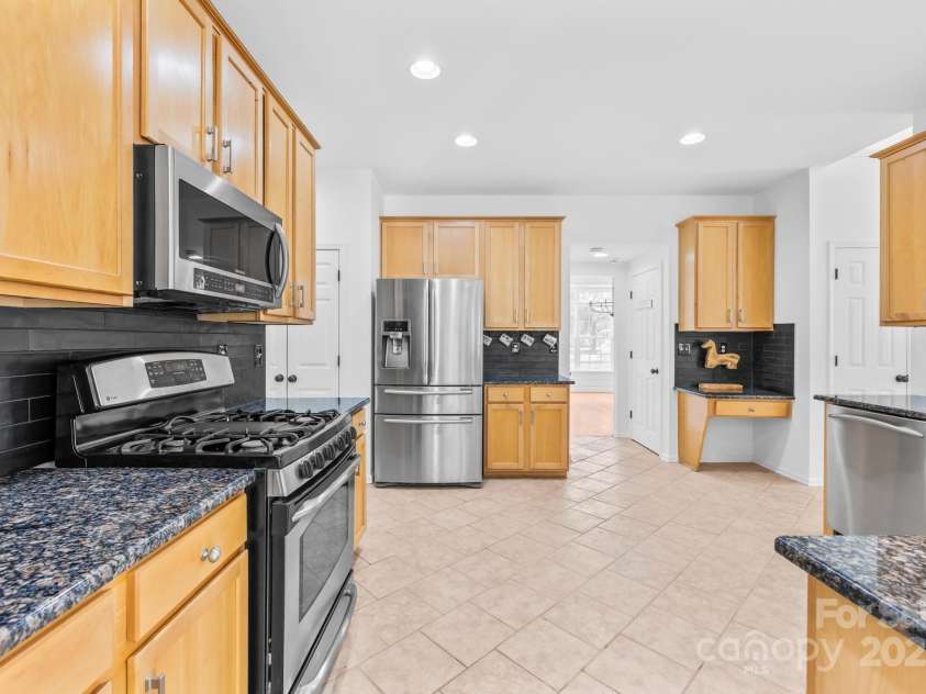 20219 Tailwind Lane, Cornelius, NC 28031.  MLS# CAR4277328, YatesRealty ID 34249. 