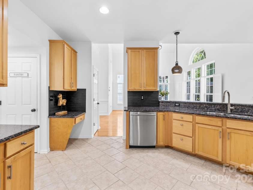 20219 Tailwind Lane, Cornelius, NC 28031.  MLS# CAR4277328, YatesRealty ID 34249. 