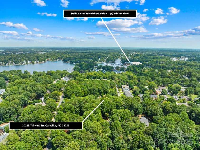 20219 Tailwind Lane, Cornelius, NC 28031.  MLS# CAR4277328, YatesRealty ID 34249. 