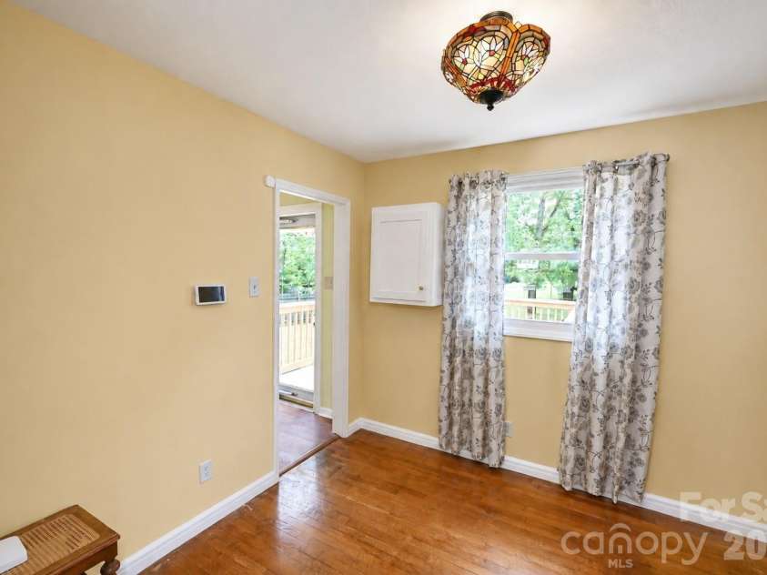 232 Hartness Road, Statesville, NC 28677.  MLS# CAR4398892, YatesRealty ID 34249. 
