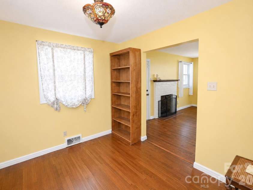 232 Hartness Road, Statesville, NC 28677.  MLS# CAR4398892, YatesRealty ID 34249. 