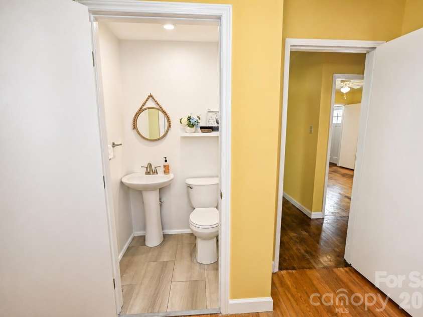 232 Hartness Road, Statesville, NC 28677.  MLS# CAR4398892, YatesRealty ID 34249. 