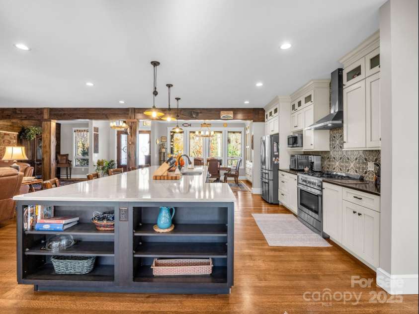 765 Higher Path, Saluda, NC 28773.  MLS# CAR4326175, YatesRealty ID 3425. 