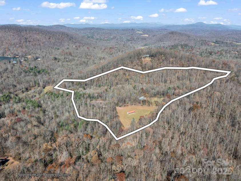 765 Higher Path, Saluda, NC 28773.  MLS# CAR4326175, YatesRealty ID 3425. Approximate outline of acreage