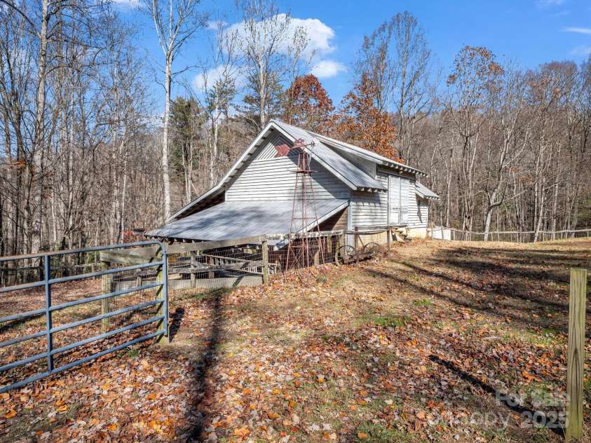765 Higher Path, Saluda, NC 28773.  MLS# CAR4326175, YatesRealty ID 3425. Barn #1