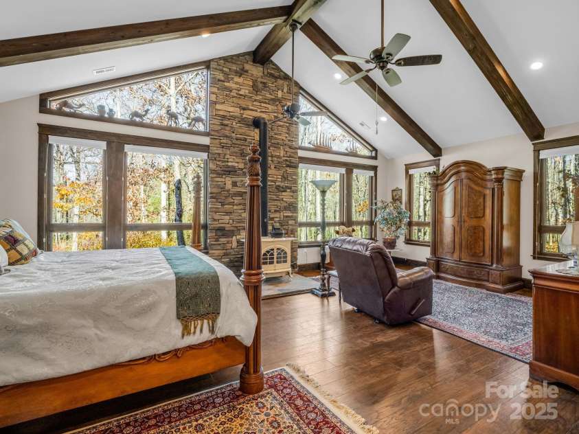 765 Higher Path, Saluda, NC 28773.  MLS# CAR4326175, YatesRealty ID 3425. Primary Ensuite