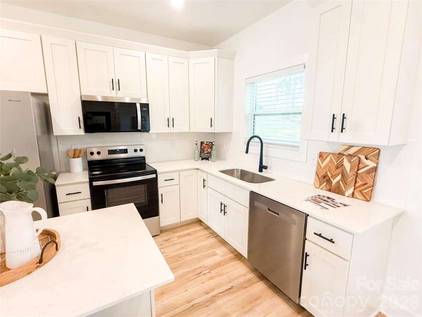 201 Rice Street, Landis, NC 28088.  MLS# CAR4399384, YatesRealty ID 34251. 