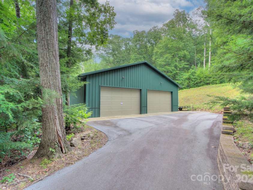 193 Duncan Creek Road, Fletcher, NC 28732.  MLS# CAR4292957, YatesRealty ID 34253. 