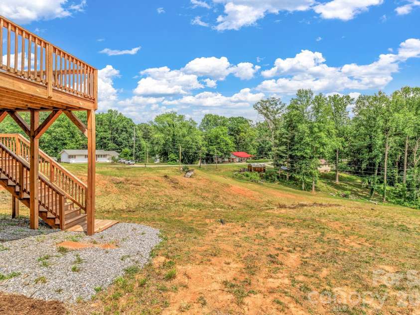95 Short Drive, Marion, NC 28752.  MLS# CAR4379904, YatesRealty ID 34253. 